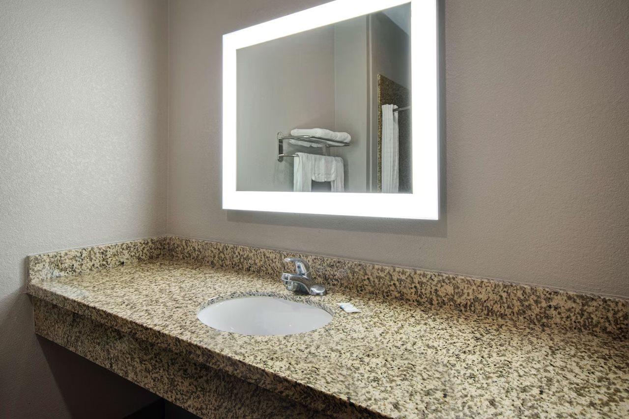 Comfort Suites Fort Worth South מראה חיצוני תמונה